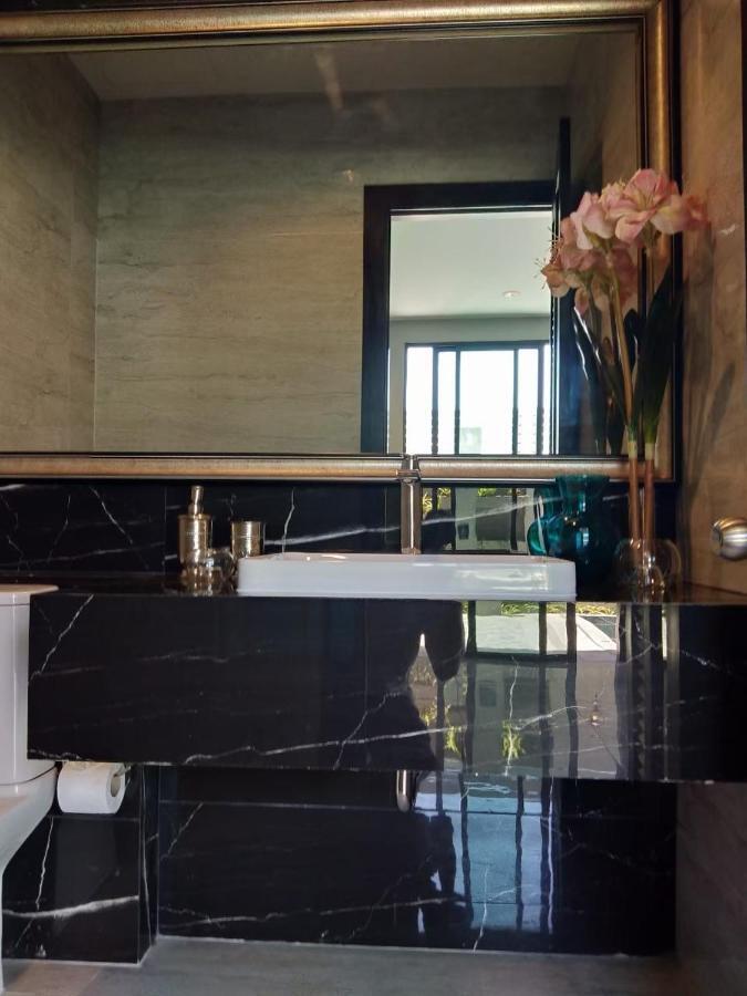 The Regent ​Phuket ​Serviced Apartment ​Kamala ​Beach Esterno foto
